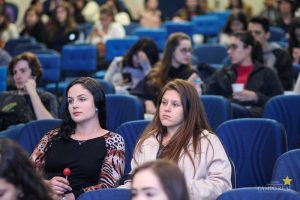 Acadêmicos participam de palestras no Simpósio de Saúde