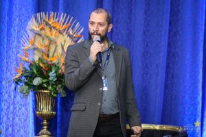 Cloves Amorim ministra palestra de abertura no Simpósio de Saúde