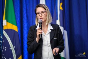 Cloves Amorim ministra palestra de abertura no Simpósio de Saúde