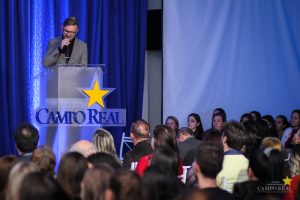 Cloves Amorim ministra palestra de abertura no Simpósio de Saúde