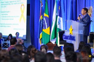 Cloves Amorim ministra palestra de abertura no Simpósio de Saúde