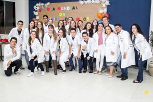 Enfermagem realiza campanha sobre higienização das mãos