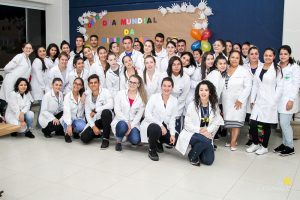 Enfermagem realiza campanha sobre higienização das mãos