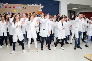 Enfermagem realiza campanha sobre higienização das mãos