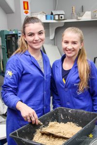 Engenharia Civil desenvolve atividade de resistência de concreto