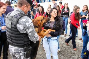 Medicina Veterinária promove atividade com o Batalhão de Polícia Militar