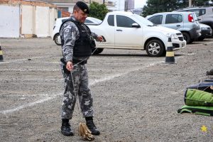 Medicina Veterinária promove atividade com o Batalhão de Polícia Militar