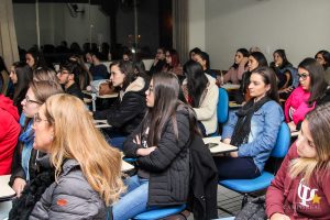 Minicursos promovem práticas interdisciplinares no Simpósio de Saúde