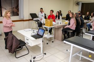 Minicursos promovem práticas interdisciplinares no Simpósio de Saúde