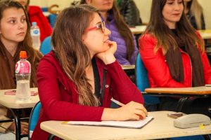 Minicursos promovem práticas interdisciplinares no Simpósio de Saúde