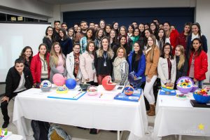 Acadêmicos promovem exposição de célula animal e vegetal