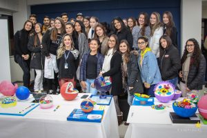 Acadêmicos promovem exposição de célula animal e vegetal