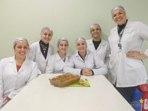 Medicina Veterinária realiza aula prática com produtos cárneos