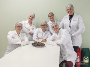 Medicina Veterinária realiza aula prática com produtos cárneos