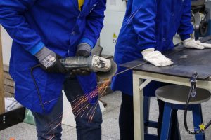 Acadêmicos constroem maquetes de projetos interdisciplinares