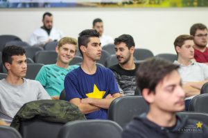 Acadêmicos das Engenharias participam de aula inaugural