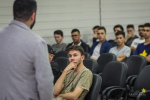 Acadêmicos das Engenharias participam de aula inaugural