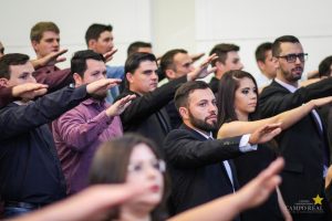 Campo Real realiza Colação de Grau em Gabinete