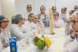 Estudantes do Colégio Lobo participam de oficinas