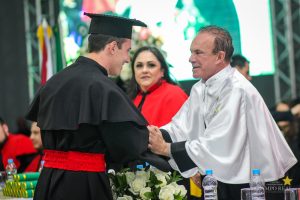 campo real, guarapuava, colação de grau, administração, direito, medicina veterinária, publicidade e propaganda