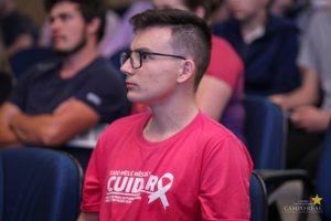 Acadêmicos participam de palestras do Outubro Rosa