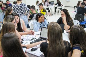 Acadêmicos participam de Assessoria Interdisciplinar