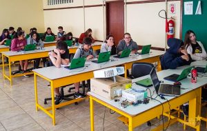 Engenharia Elétrica desenvolve oficinas de arduíno